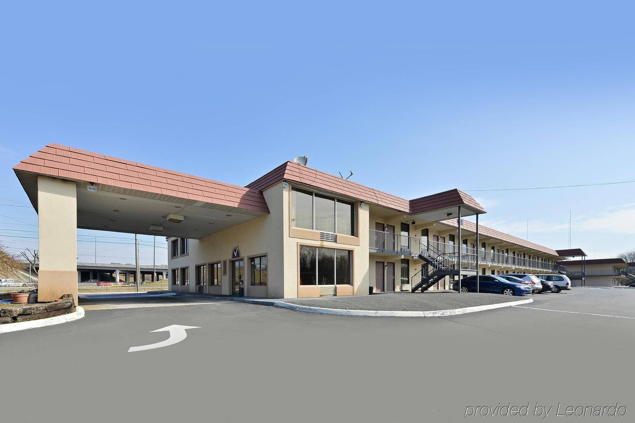 Americas Best Value Inn And Suites Knoxville Bagian luar foto