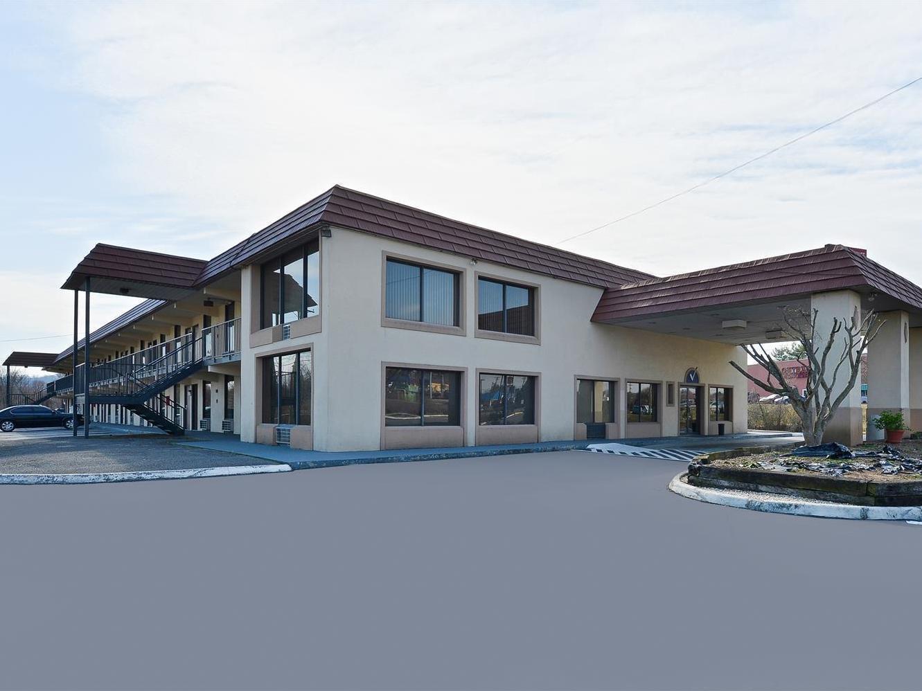 Americas Best Value Inn And Suites Knoxville Bagian luar foto