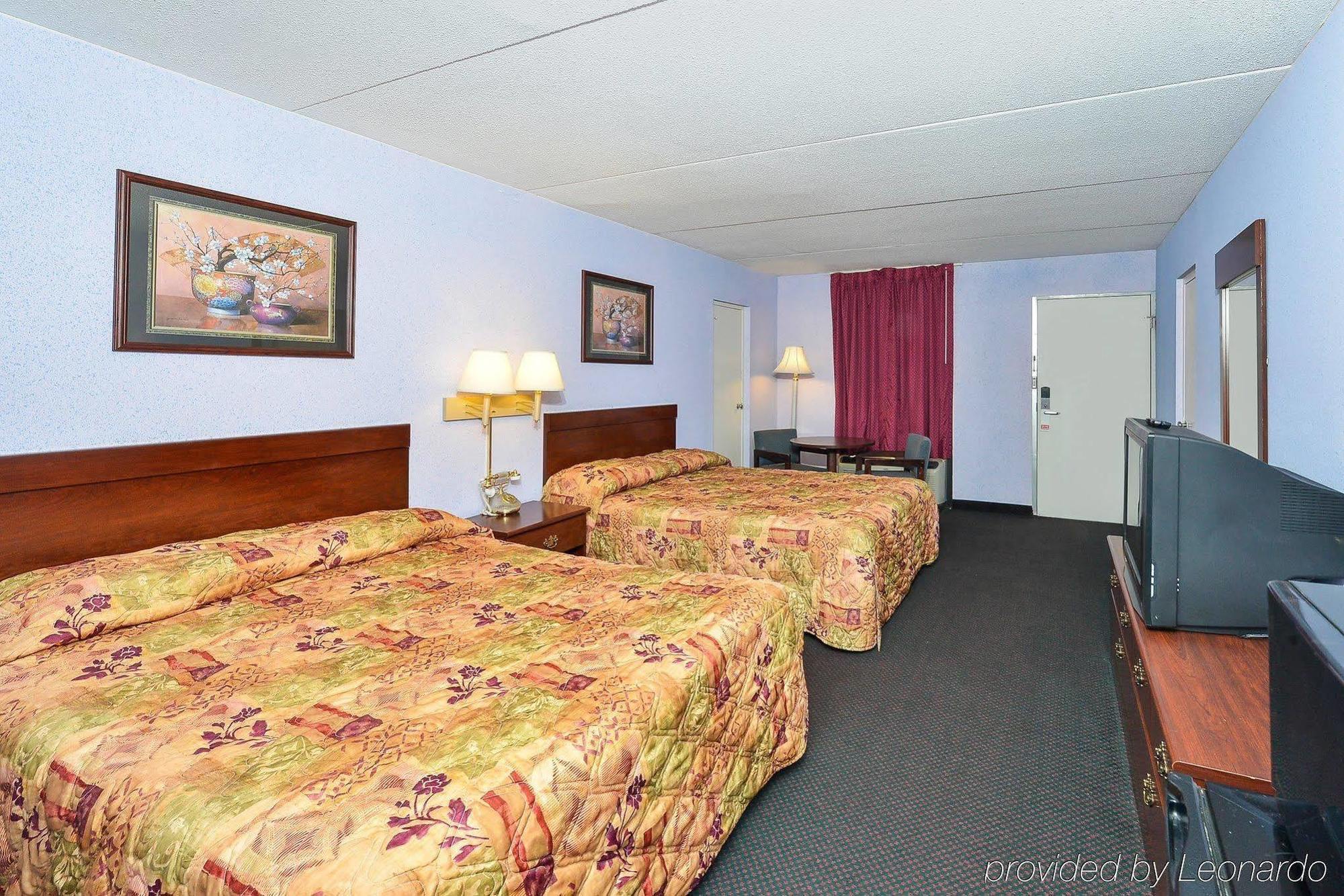 Americas Best Value Inn And Suites Knoxville Bagian luar foto